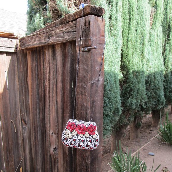 Hand Made Clutch Purse With Shoulder Strap - Picture 2 of 3